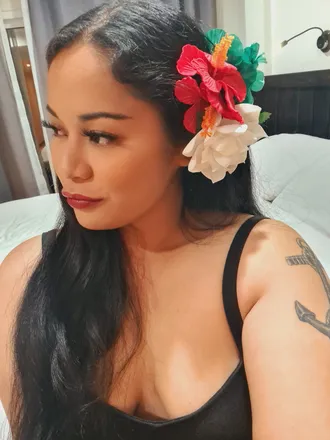 OnlyFans account  bellaubaddie header 2