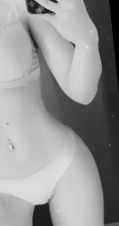 OnlyFans cuenta christina_berries header 2