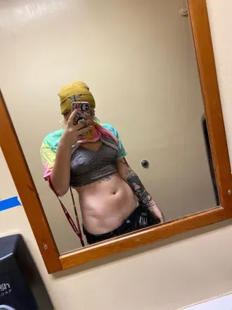 OnlyFans account  sheth0t avatar 1