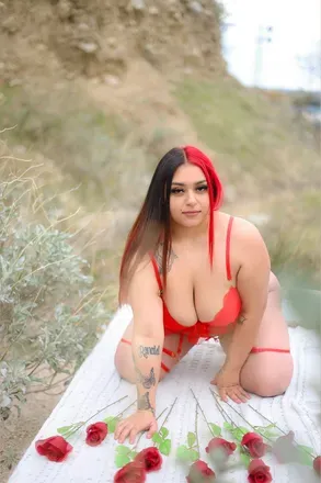 OnlyFans cuenta prettyyvngthangg909 avatar 1