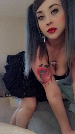 OnlyFans cuenta jadedxeyes header 2