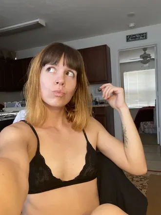 OnlyFans cuenta bbygrl_apryl avatar 1