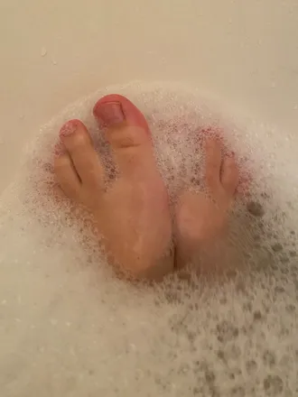 OnlyFans cuenta cutefeetforyouu header 2