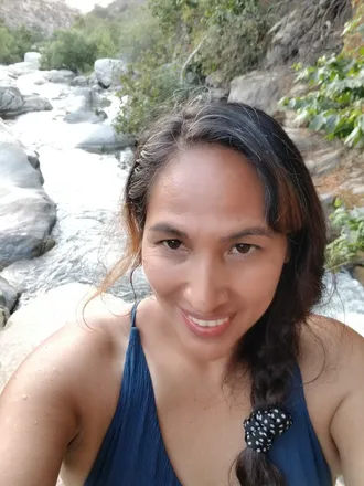 OnlyFans account  vivian.hearts.u header 2