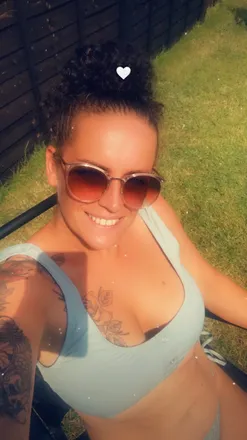 OnlyFans cuenta sarahcx header 2