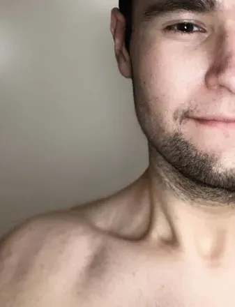 OnlyFans cuenta fernivvv10 avatar 1