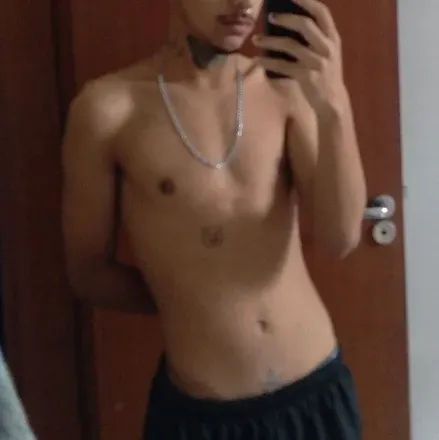 OnlyFans account  tayerit avatar 1