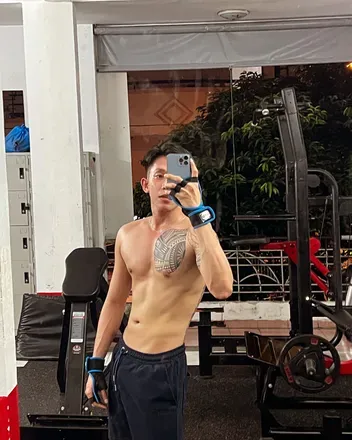 OnlyFans cuenta royvn2001 avatar 1