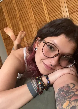 OnlyFans cuenta dollfeetbabe7 avatar 1