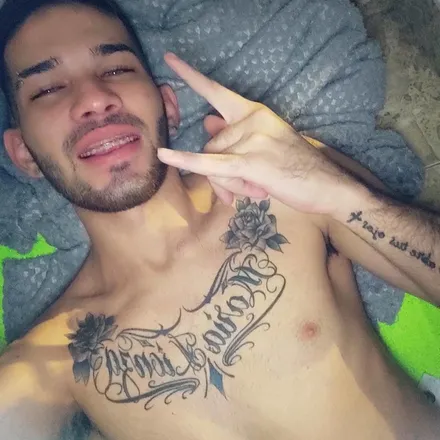OnlyFans cuenta bryant_18 header 2