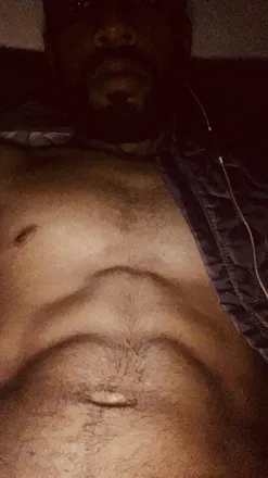 OnlyFans cuenta mikelarry12122 header 2