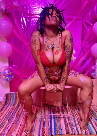 OnlyFans cuenta letmebeyourthirsttrap header 2