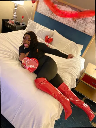 OnlyFans cuenta cocopink11 header 2