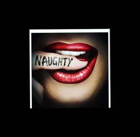 OnlyFans cuenta la_fav_throatgoat header 2