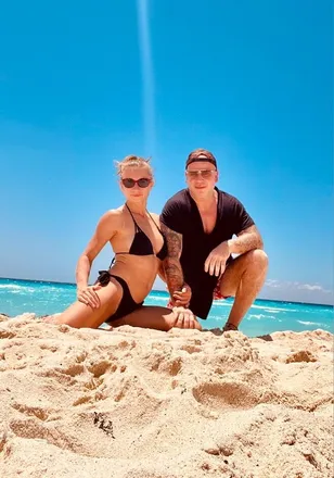 OnlyFans cuenta caribbeancouple header 2