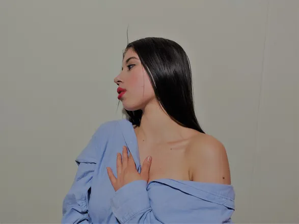 OnlyFans cuenta aleja_yes header 2
