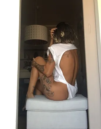 OnlyFans cuenta mihamihaa header 2