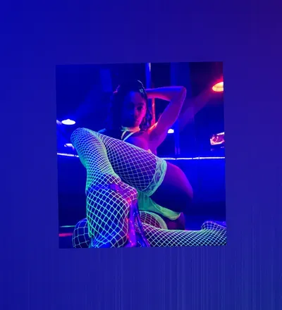 OnlyFans account  mademoisellehazel header 2