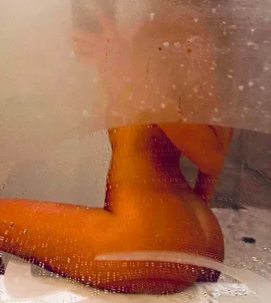 OnlyFans cuenta goldengirl710 header 2