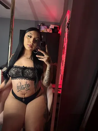 OnlyFans account  yuhgirljamie avatar 1