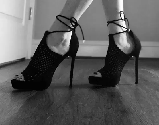 OnlyFans cuenta twinkling-toes header 2