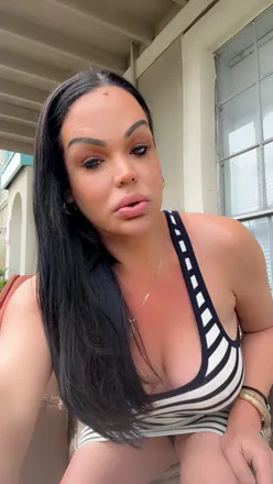 OnlyFans cuenta lorenatscaribbean header 2