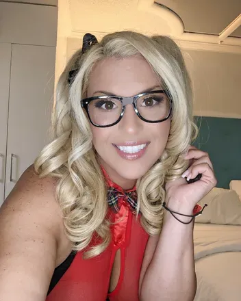 OnlyFans cuenta mimi.stiletto avatar 1