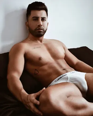 OnlyFans cuenta emirburak header 2