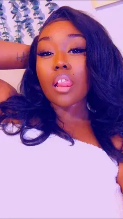 OnlyFans cuenta nomel.essinix avatar 1