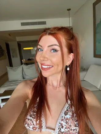 OnlyFans account  bethanyrose avatar 1