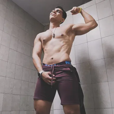 OnlyFans cuenta sempai33axel avatar 1