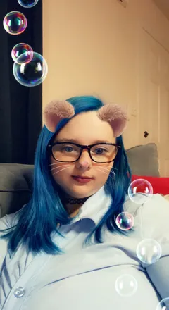 OnlyFans cuenta little_mae header 2