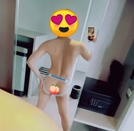 OnlyFans of bottomssssup