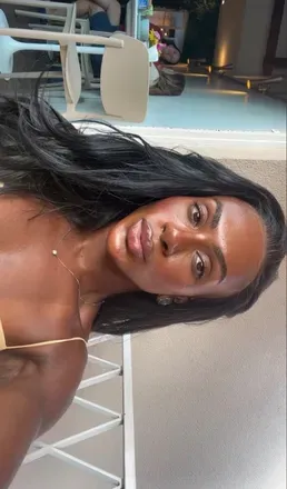 OnlyFans account  pretinhatszl avatar 1
