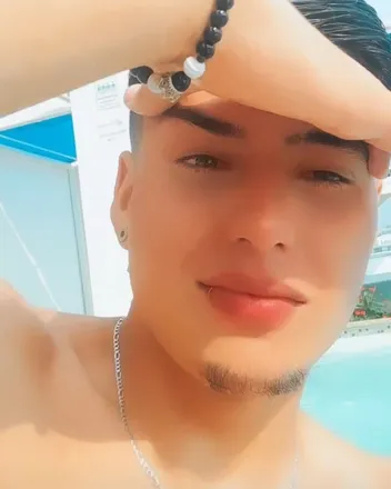 OnlyFans cuenta u73594710 header 2