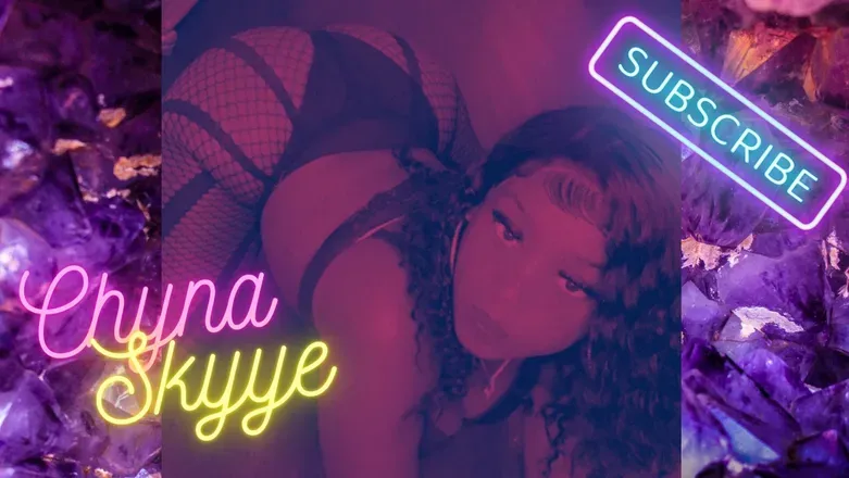 OnlyFans cuenta chynaskyye header 2