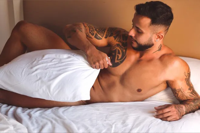 OnlyFans account  ton.fernands header 2