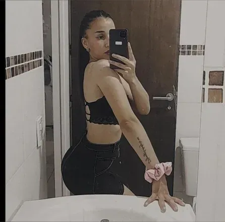 OnlyFans cuenta nayla2000 avatar 1