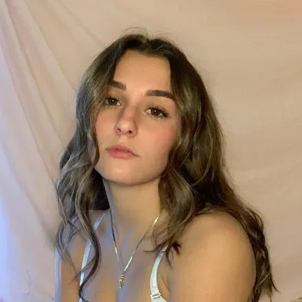 OnlyFans cuenta maggieflowersx3 avatar 1
