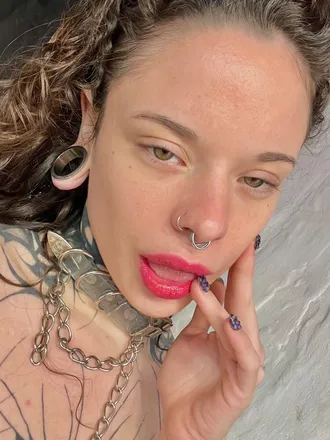 OnlyFans cuenta guppy.s header 2