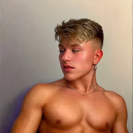 OnlyFans cuenta kylemkk avatar 1