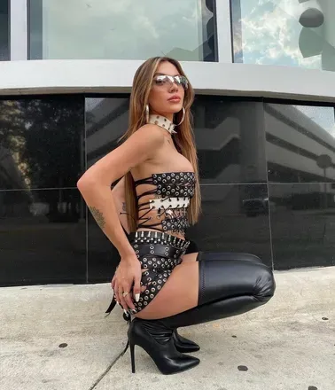 OnlyFans account  sasha_ferro avatar 1