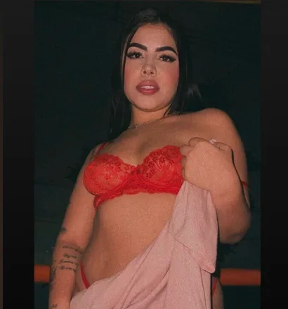 OnlyFans cuenta adrianavilla369 header 2