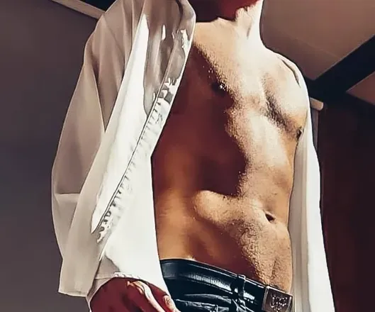 OnlyFans cuenta gloryholetuga avatar 1