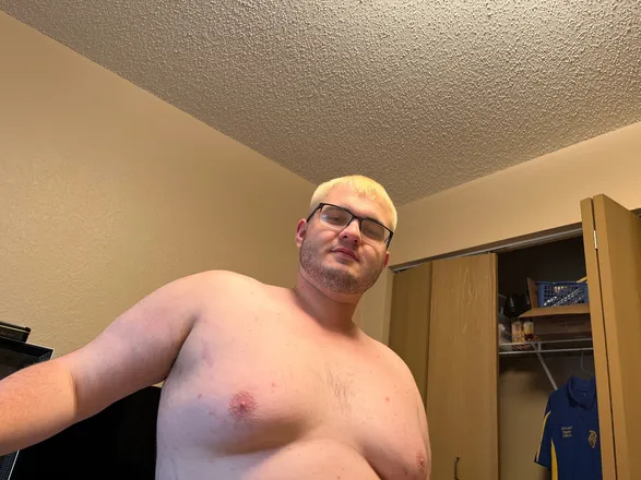 OnlyFans account  chubbfarmboi header 2