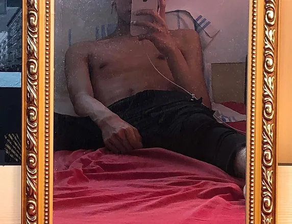 OnlyFans cuenta hotboigr header 2