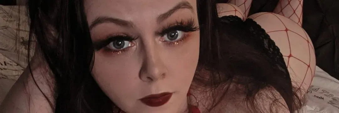 OnlyFans account  msshynie header 2