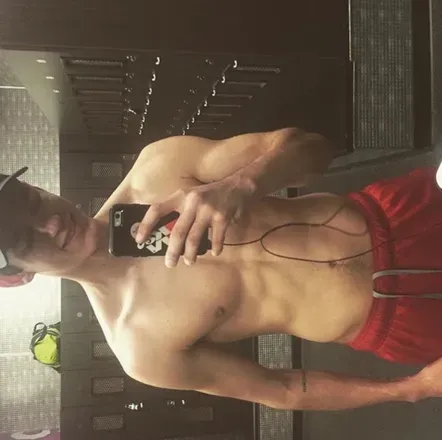 OnlyFans cuenta joeyandragan header 2