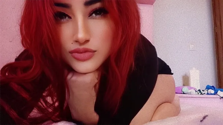 OnlyFans cuenta naughtyyalexa header 2
