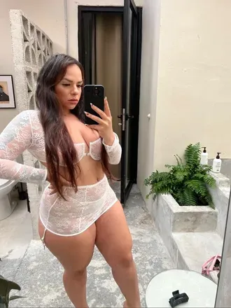 OnlyFans cuenta thebaddestvee avatar 1